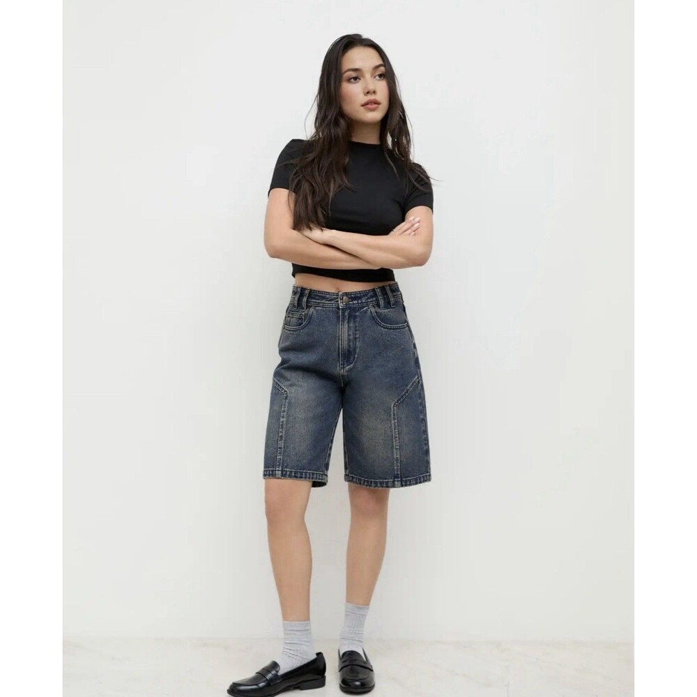 CIDER DENIM MID RISE POCKET BERMUDA JORTS SIZE SMALL